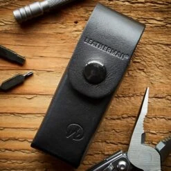 Leatherman Sheath Standard Leather Large -Sonik Store Leatherman20Sheath20Standaard20Leer20M3 550x550 2