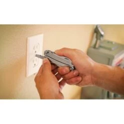 Leatherman Sidekick -Sonik Store Leatherman20Sidekick20Clampack13 550x550w