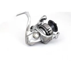 Shimano Stradic 1000 FL -Sonik Store Shimano20Stradic20100020FL2 550x550 1